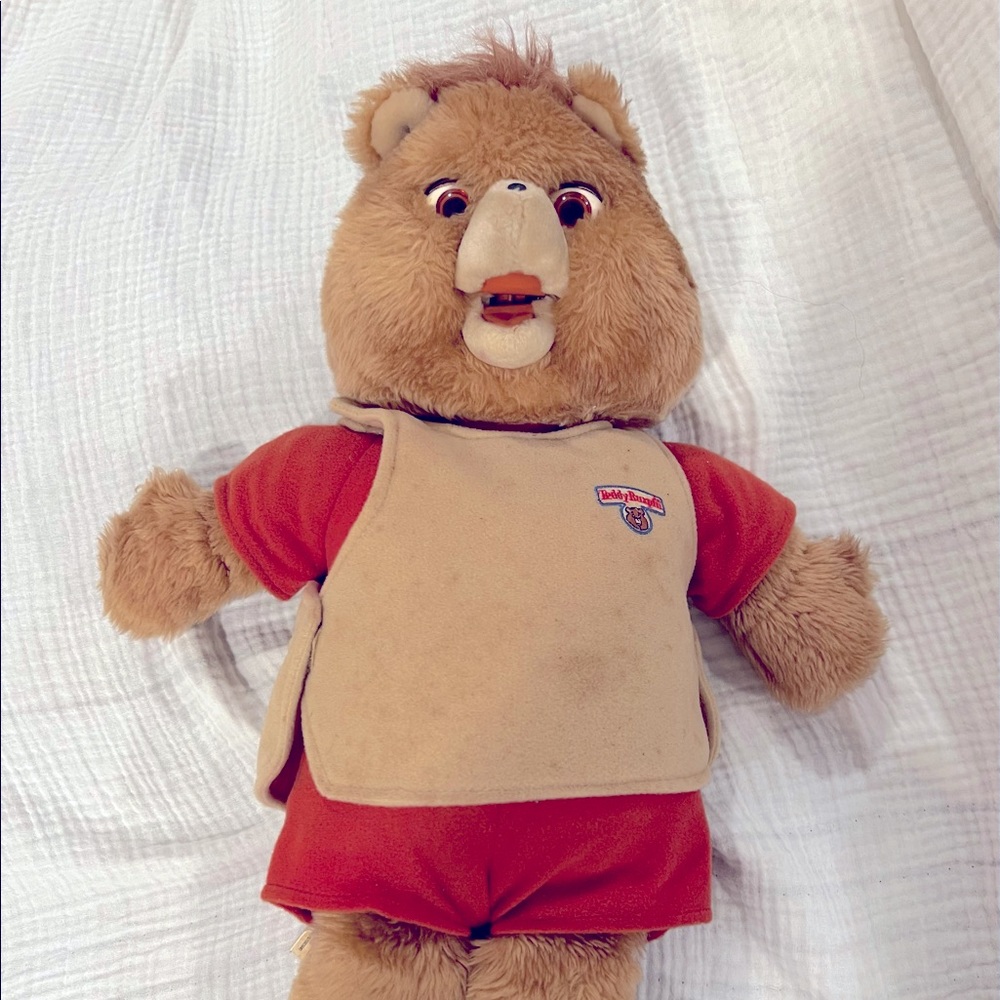 1984 original Teddy Ruxpin doll working tape player